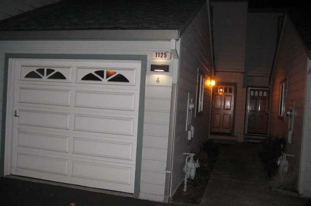 Primary Photo - 1125 Eardley Ave