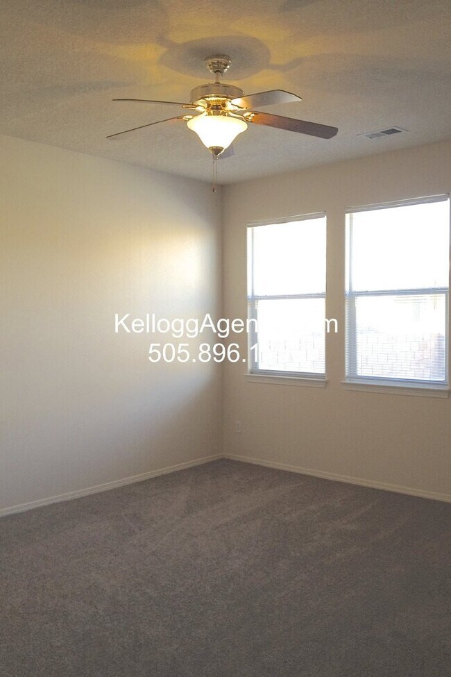 Building Photo - COMING SOON - 3 Bedroom in Cabezon Subdivi...
