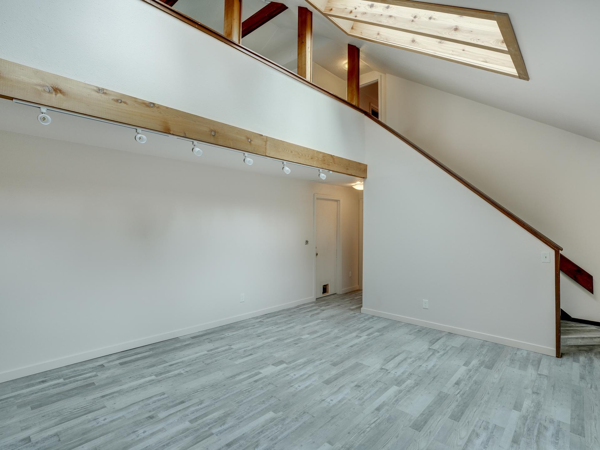 Building Photo - 3902 NE 135th Ave