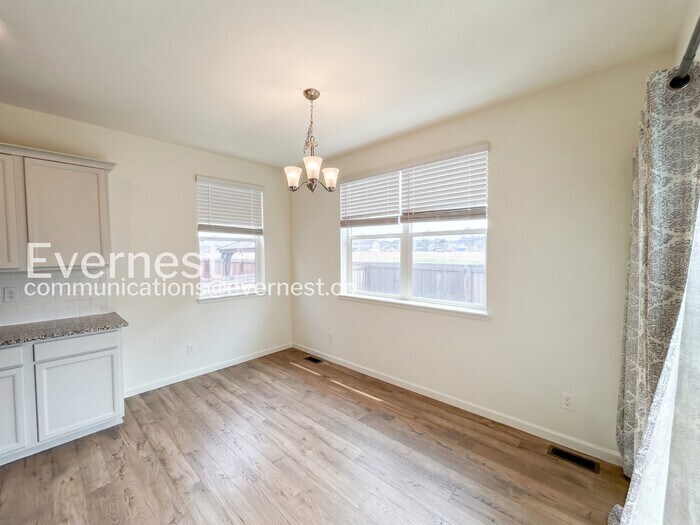 Building Photo - 10477 Castor Dr