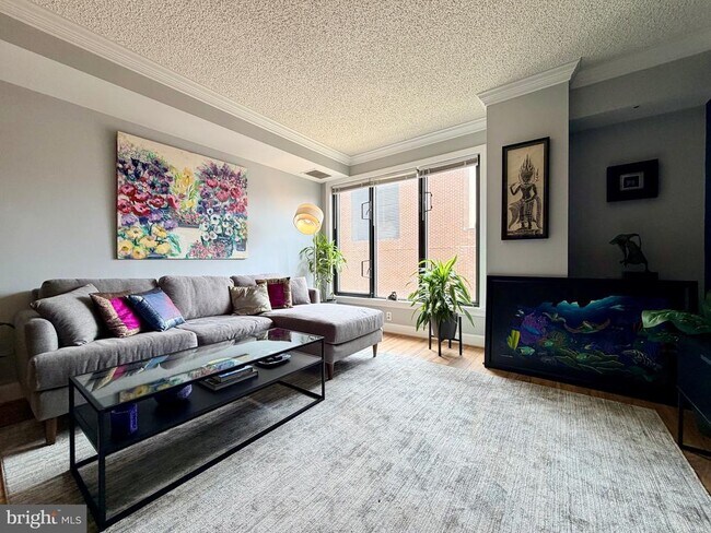 Building Photo - 1080 Wisconsin Ave NW