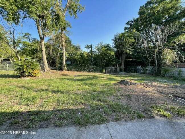Building Photo - 5258 Janice Cir S