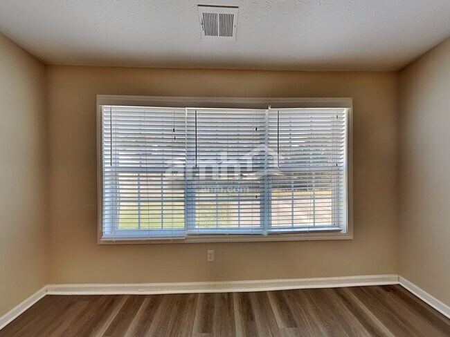 Building Photo - 119 Overlook Ct