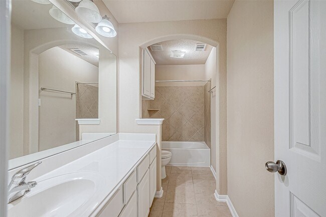 Building Photo - 8926 Silent Hills Ln
