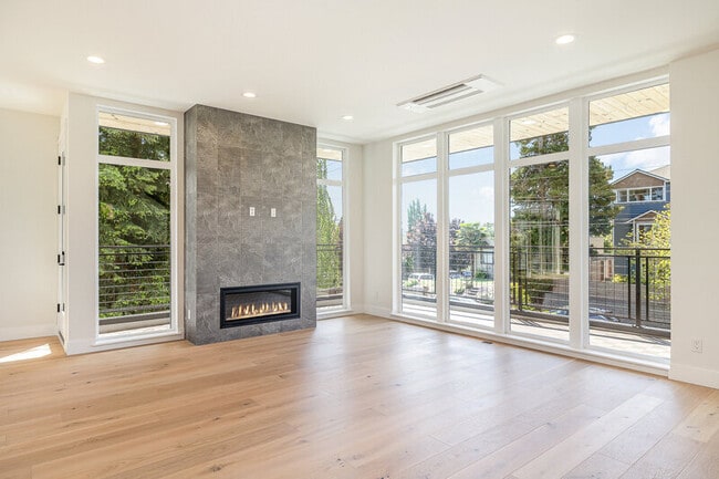 Building Photo - 8308 25th Ave NW