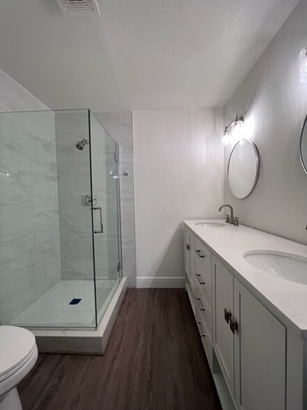 Building Photo - 2455 American River Dr