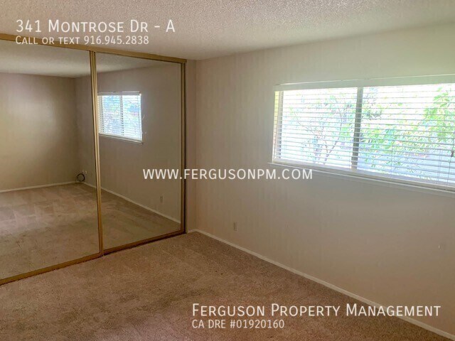 Building Photo - 341 Montrose Dr