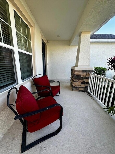 Building Photo - 33805 Astoria Cir