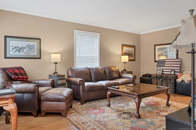 Building Photo - 113 Flat Rock Rd