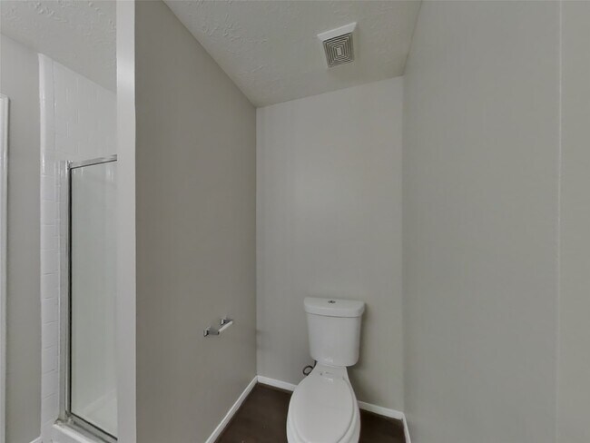 Building Photo - 28707 Binefield St