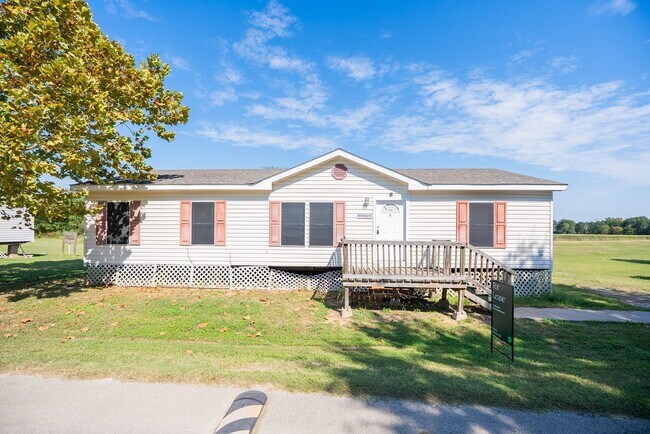 Primary Photo - 30820 Peaches Way