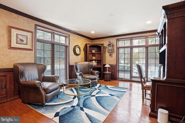 Building Photo - 244 Mathers Rd