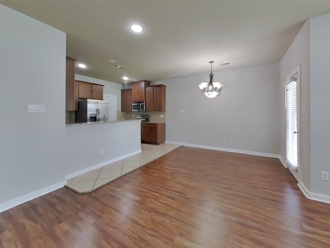 Building Photo - 1819 Jara Court