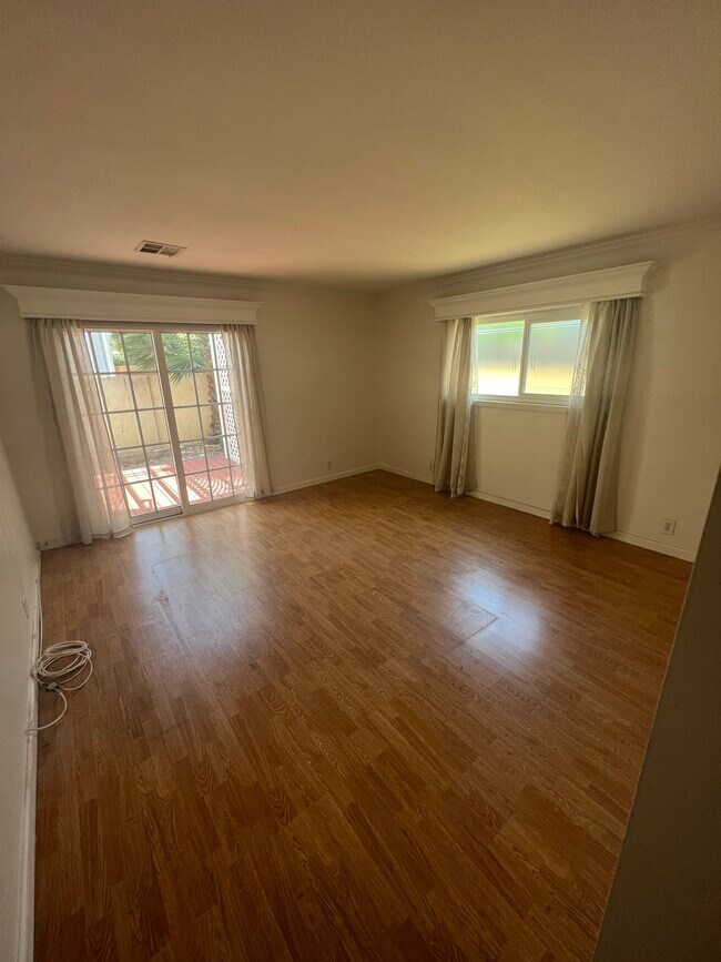 Master bedroom - 2345 E 16th St