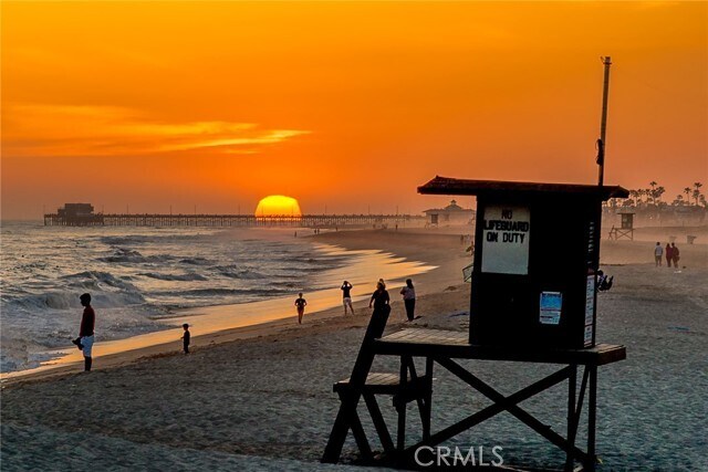 Building Photo - 1720 W Oceanfront