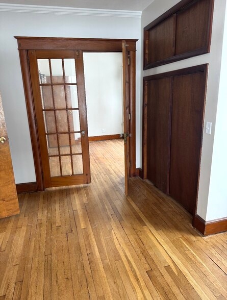 Building Photo - 614 Chenango St