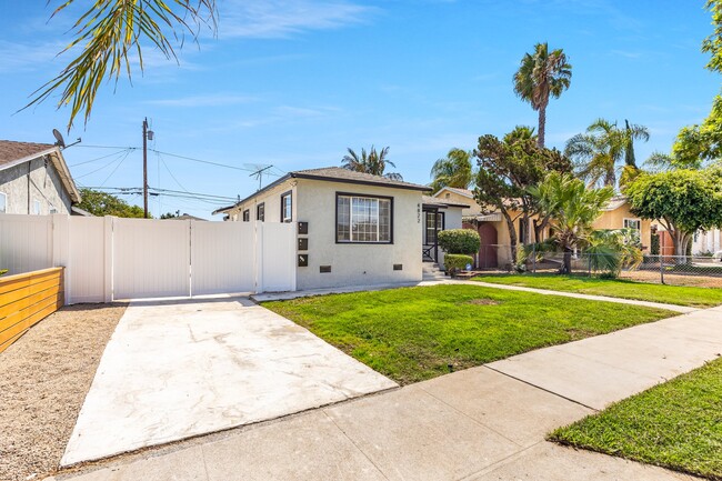Building Photo - 4822 Falcon Ave