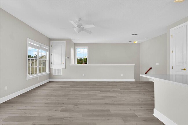 Building Photo - 1222 Roycroft Ave