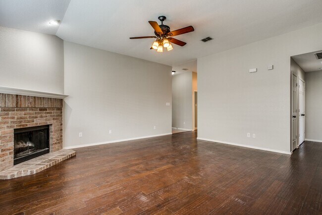 Building Photo - Upgraded 3 bedroom in Master Planned Community of Travis Ranch!!