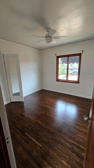 Building Photo - 1288 N Los Robles Ave