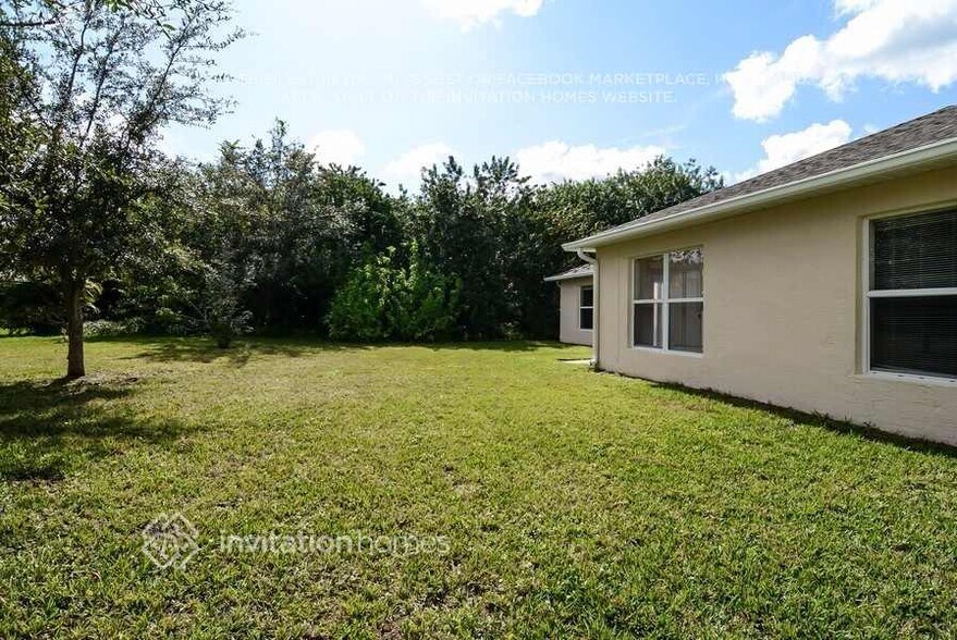 Building Photo - 1755 SW Import Dr
