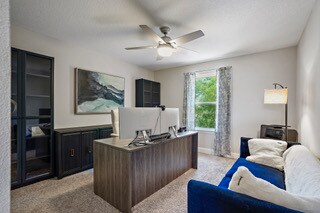 Building Photo - Like New Townhome in Heritage Oaks!