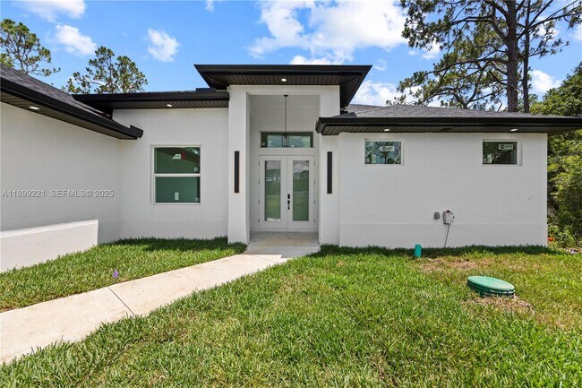 Building Photo - 3111 W 17th St