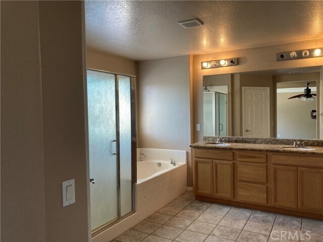 Building Photo - 1483 Midnight Sun Dr