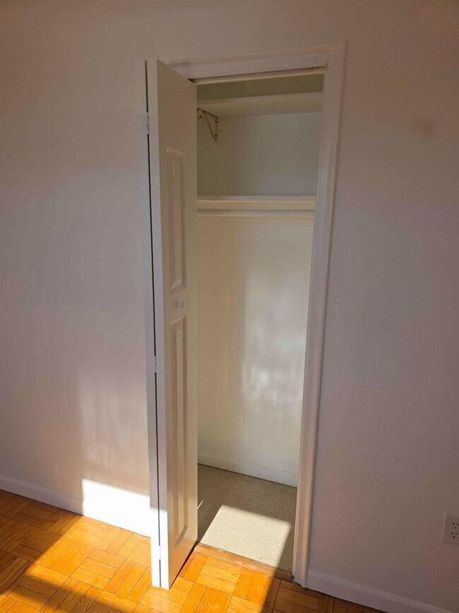 Building Photo - 6515 JFK Blvd E