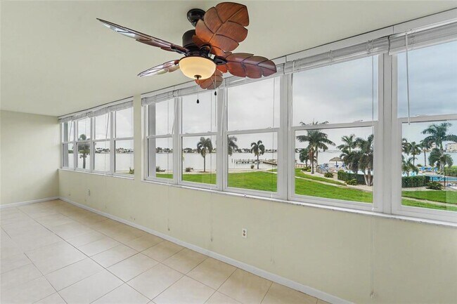 Building Photo - 5108 Brittany Dr S