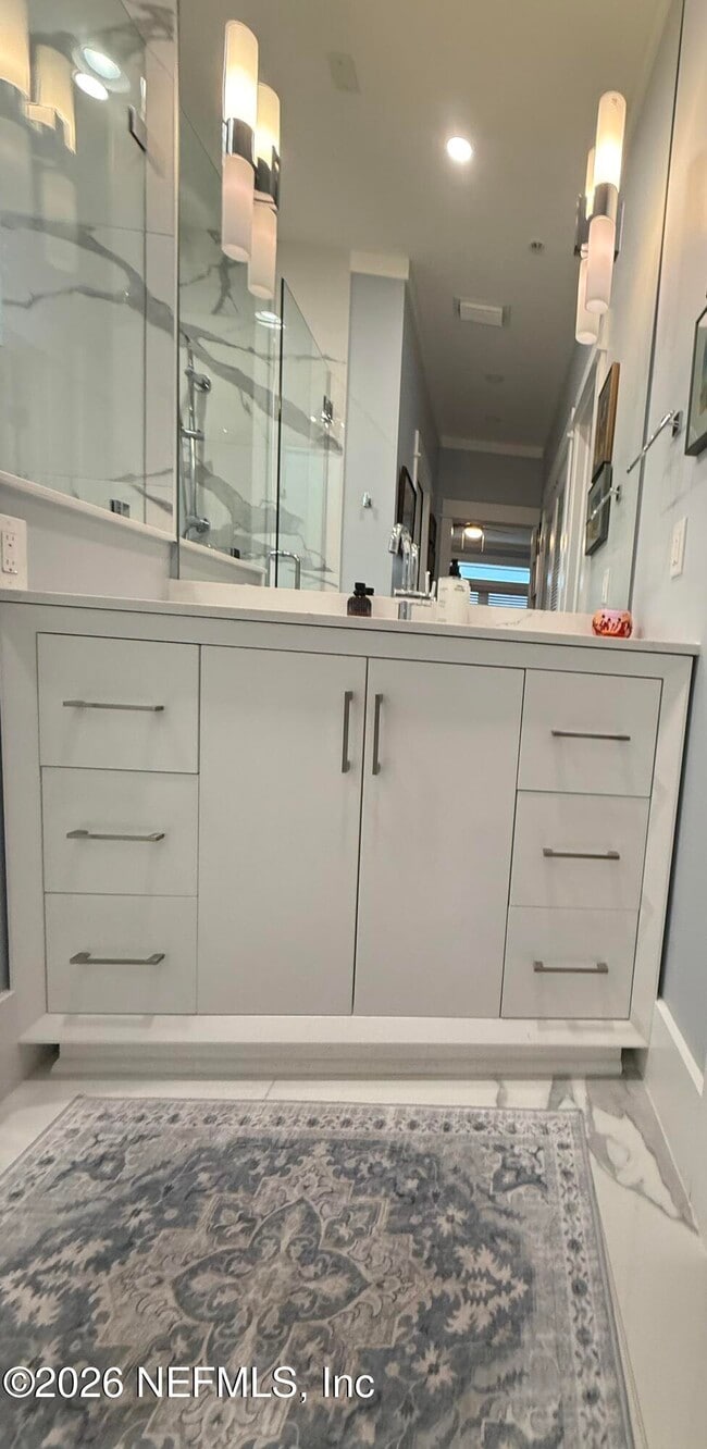 Building Photo - 359 Ahern St