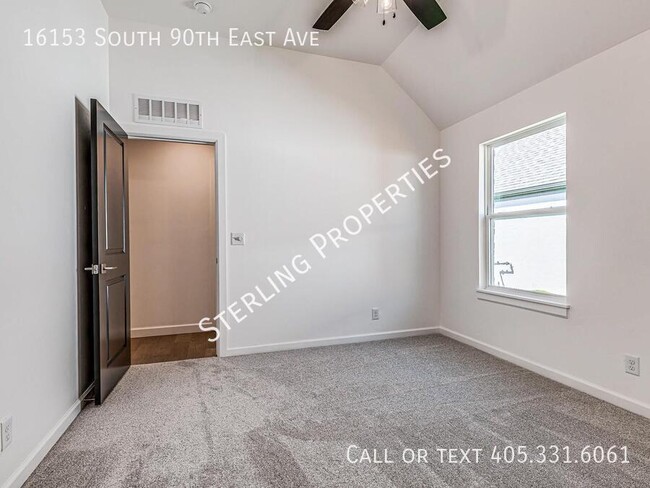 Building Photo - 16153 S 90th E Ave