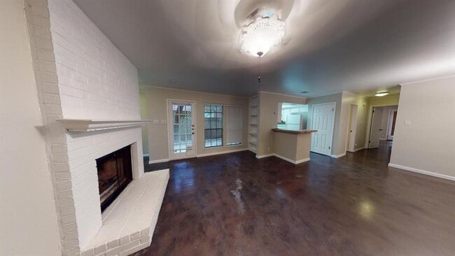 Building Photo - 8713 Clearbrook Trail
