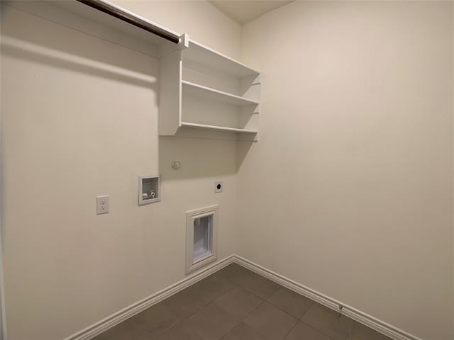 Building Photo - 7025 Tree Stand Pt