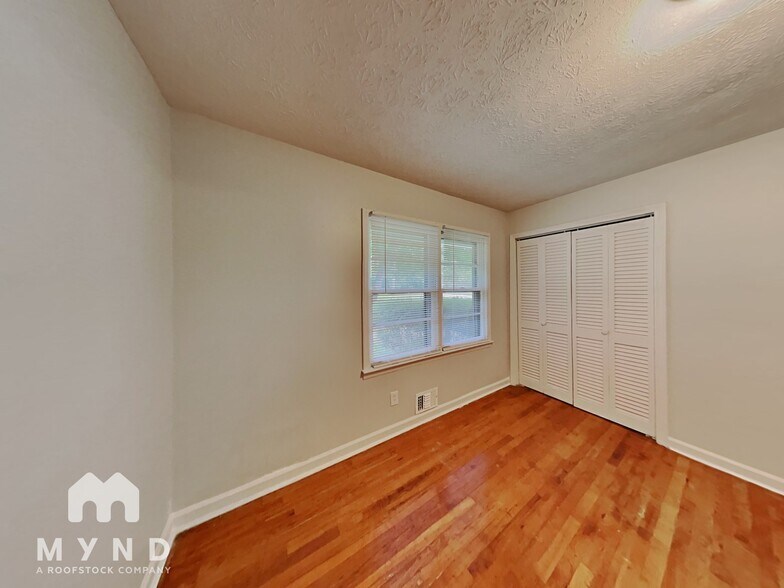 Building Photo - 6581 Fielder Rd