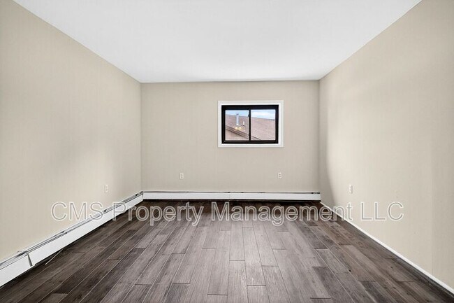 Building Photo - 172-252 Scotch Rd