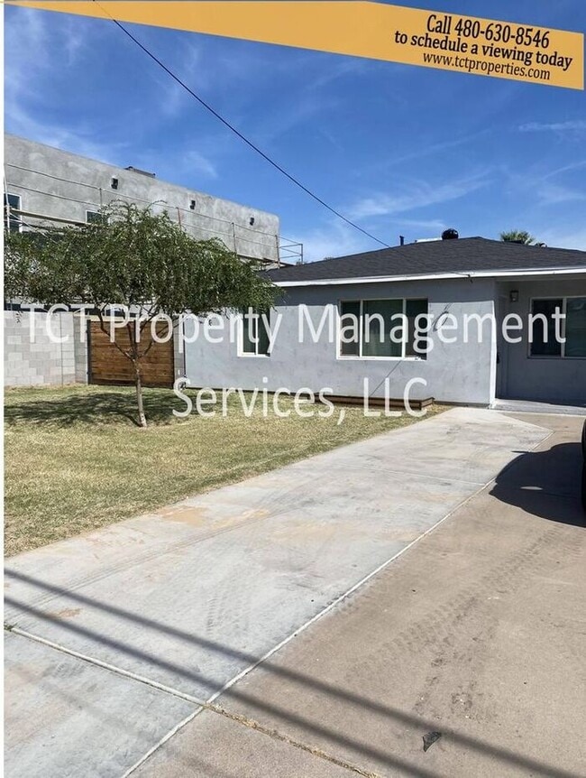 Building Photo - Cozy 3 Bedroom Home in the Biltmore Area!