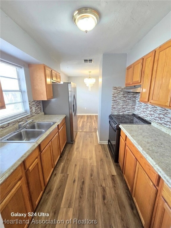 Building Photo - 502 W Hal McRae Blvd