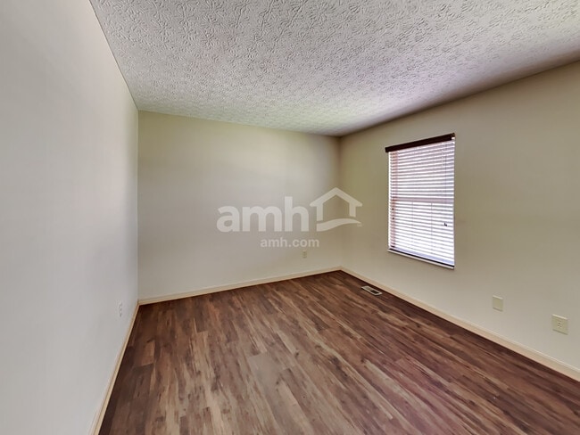 Building Photo - 7938 Windrift Pl