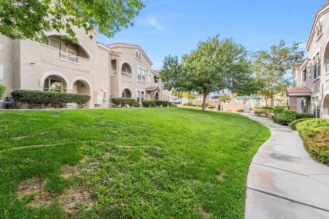 Building Photo - 9975 Peace Way