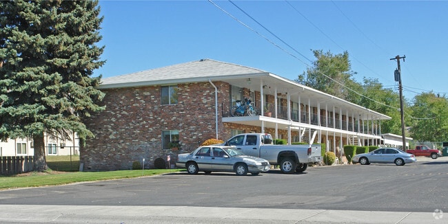Primary Photo - Whitworth Court