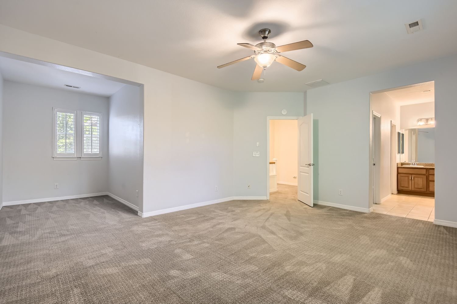 Building Photo - 11883 E Fair Ave