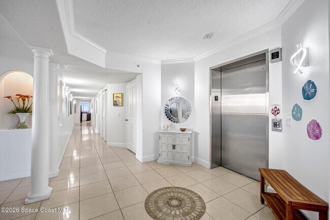 Building Photo - 1805 Jimmy Buffett Mem Hwy