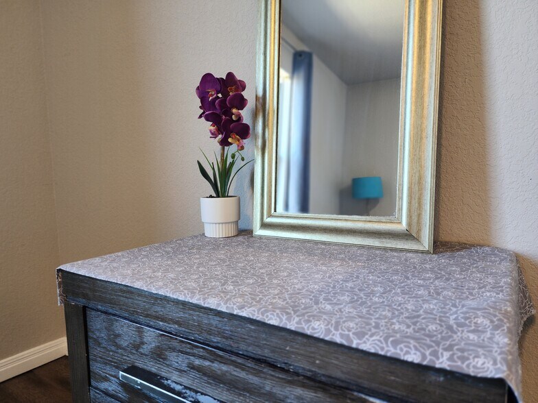 Building Photo - 5866 Wildcat Cyn