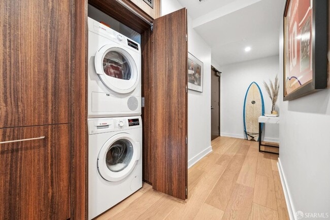 Building Photo - 280 Spear St