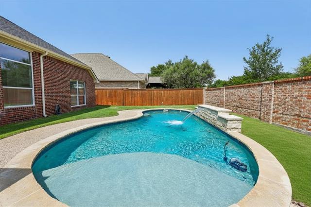 Building Photo - 8330 Elena Dr