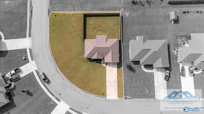 Building Photo - 19227 Racheals Loop