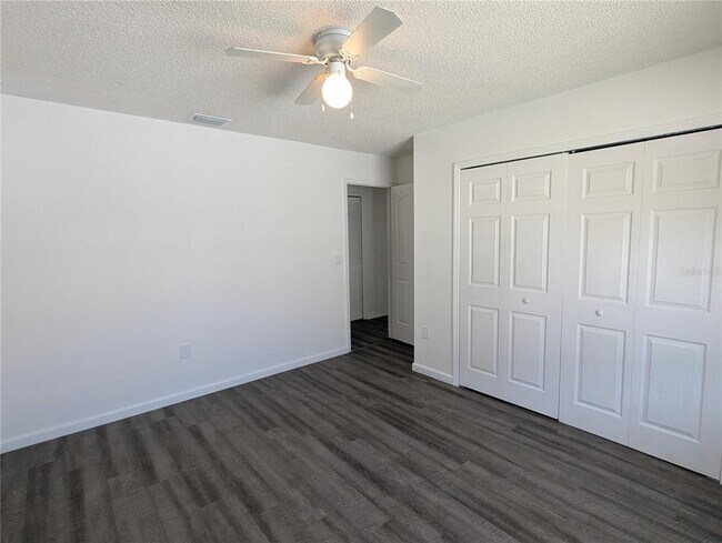 Building Photo - 11322 Torrey Pines Dr