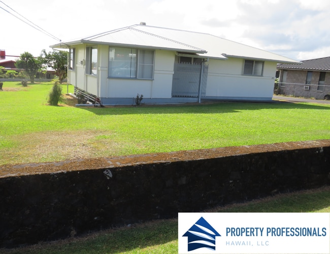 Primary Photo - Vintage home & great location in Hilo