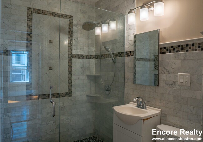 Building Photo - 7 Parker Hill Ave